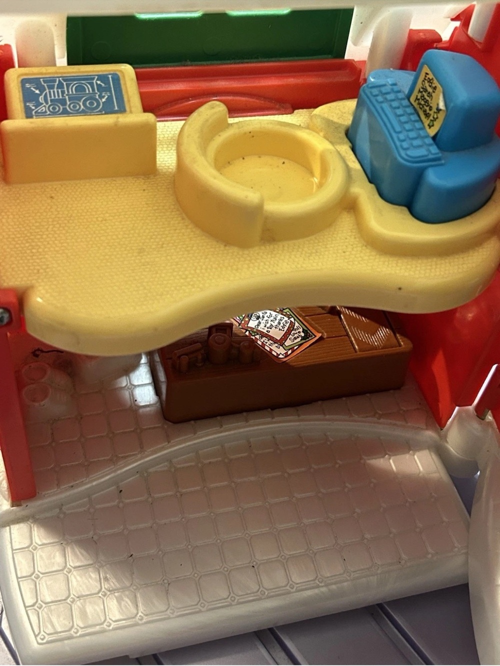 READ Important Fisher-Price little people vintage Santa Claus Christmas cottage - Picture 7 of 14
